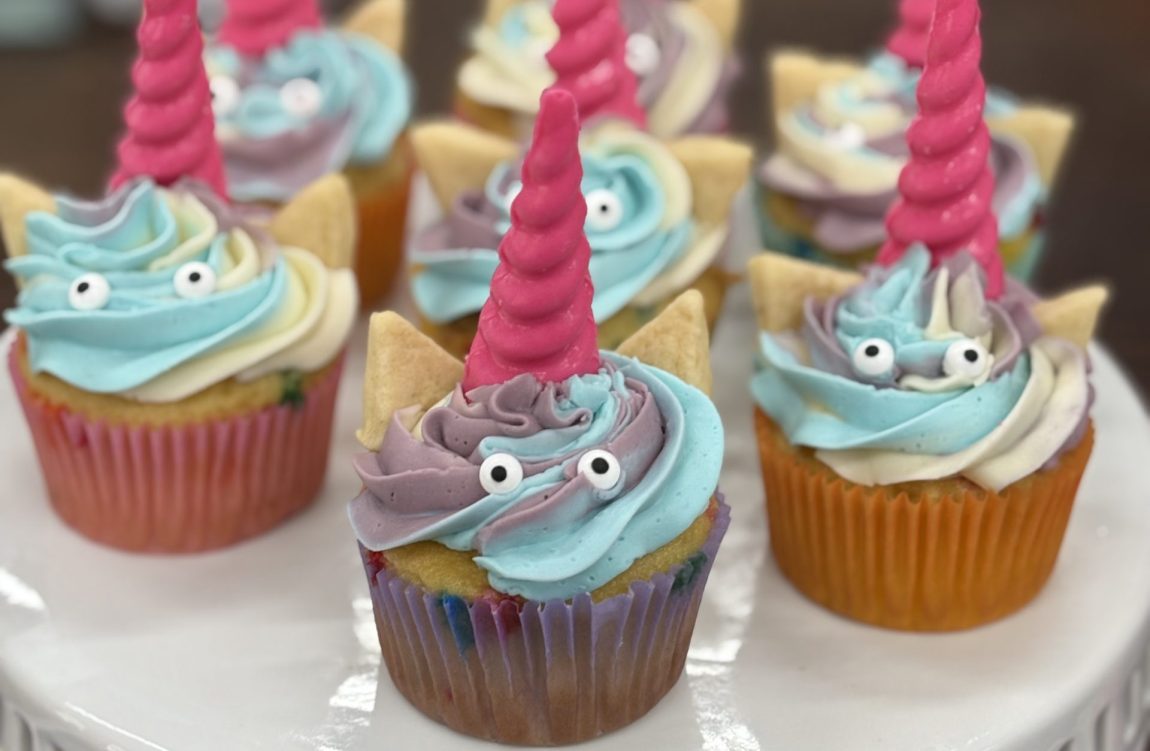 Derpy unicorn cupcakes